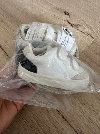 Zapatillas niño blancas H&M Talla 18/19