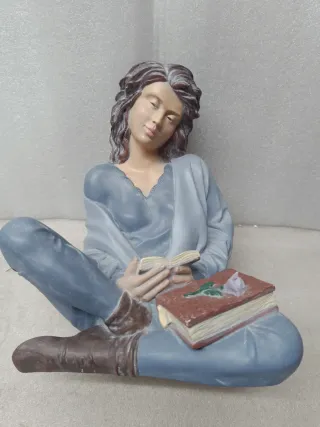 Lote 2 Figuras Cerámica Mujer