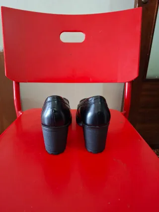 Mocasines Pitillos Negros Piel Talla 39