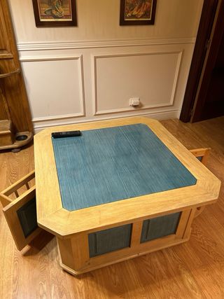 Mesa centro de madera y cristal