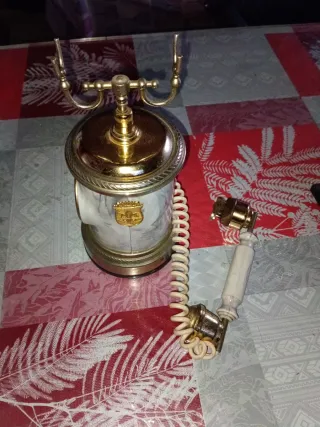 Cigarrero musical antiguo