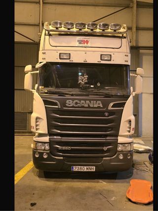Se vende scania v8 560 16 l