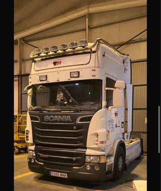 Se vende scania v8 560 16 l