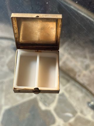 Scatolina porta pillole in ottone