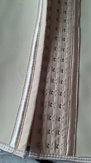 Faja Beige con Cremallera