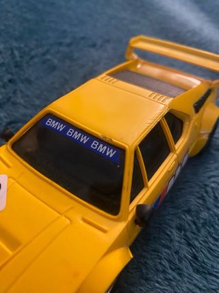 BMW M1 Amarillo Scalextric Exin