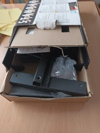 Soportes para altavoces Standard