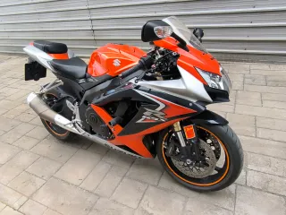 Suzuki GSXR 600 K8 2010 Naranja/Plata
