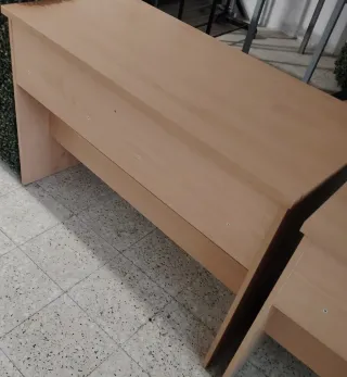 Escritorio  con 2 cajones