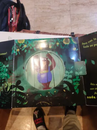 ¿Quién es? ¡Cuidado! (Spanish Edition)