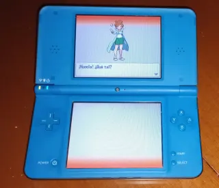 Nintendo DSi XL Azul