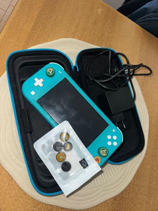 Nintendo Switch Lite Animal Crossing Turchese