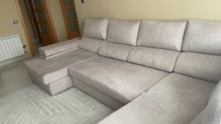 Sofá chaiselongue 4/5 plazas, convertible en cama