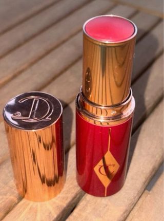Charlotte Tilbury Barra de Labios Roja