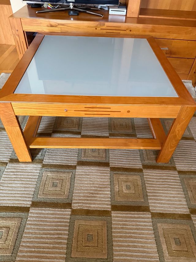 Mueble salón madera