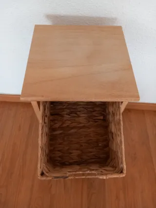 Mueble auxiliar madera con 3 cajones de mimbre