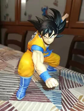 Figura Goku posición ataque, Nueva envío gratis!!