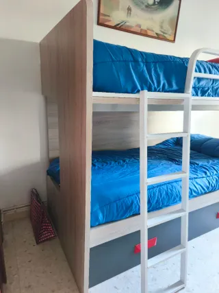 Litera triple madera y metal