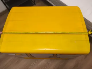 Baúl infantil jirafa beige y amarillo