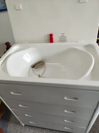 Mueble bañera cambiador