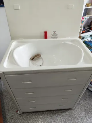 Mueble bañera cambiador