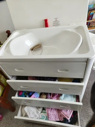 Mueble bañera cambiador