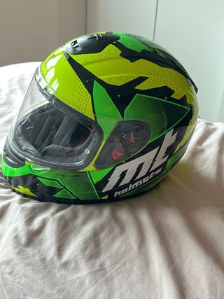 Casco MT Thunder Amarillo y Negro