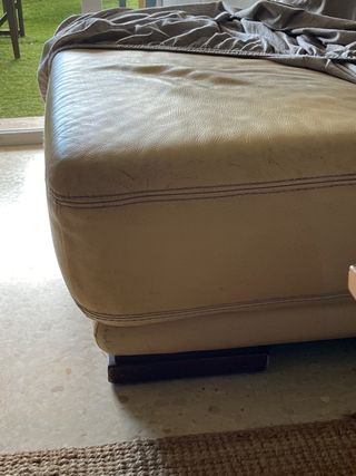 Divano chaise longue in pelle