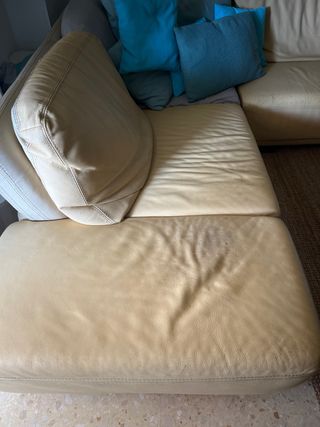 Divano chaise longue in pelle