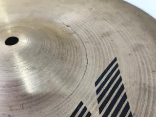3 Platos Batería Zildjian, Pearl y Paiste