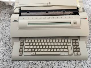 Máquina escribir Olympia Comfort MD y Traveller C