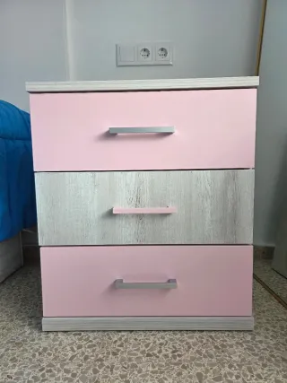 2 mesitas de noche 3 cajones