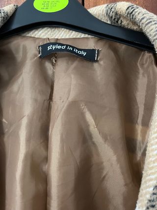 Abrigo cuadros marrón y beige