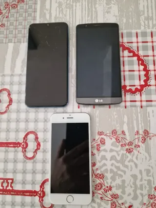 Lote 3 móviles LG y iPhone