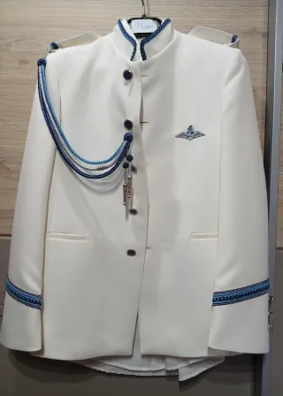 Traje de Comunión Crema Talla 16