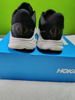 Zapatillas Hoka Clifton 10 Negro/Dorado