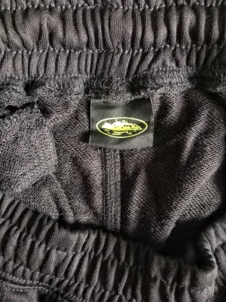 Pantalón corto negro Corteiz