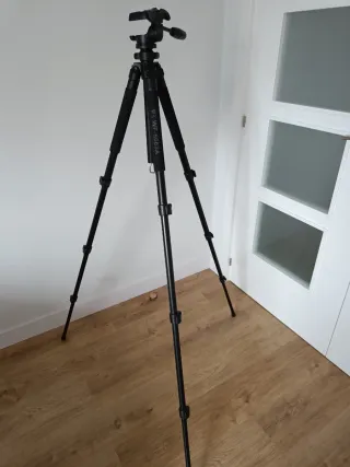 Trípode Weifeng WF-6663A