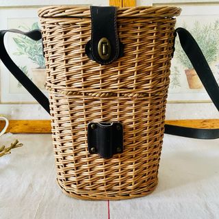 Cesta picnic  mimbre vintage con interior