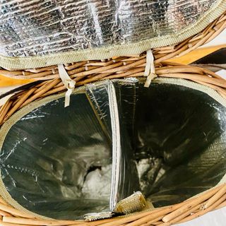 Cesta picnic  mimbre vintage con interior