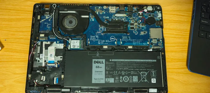 Dell Latitude 5490 Portátil No Enciende afbeelding 2