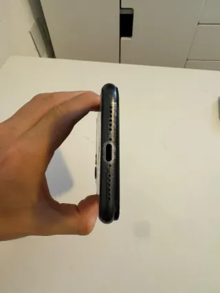 iPhone 11 para piezas o reparar