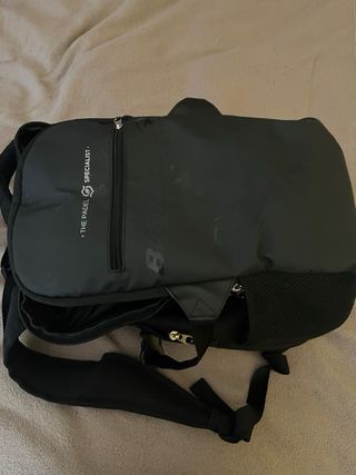Mochila Bullpadel pádel 4 compartimentos