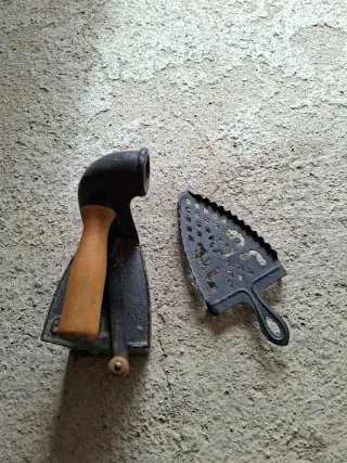 Plancha antigua de hierro