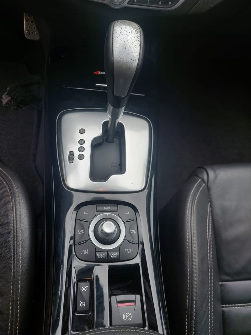 Renault Laguna Coupe 3.0dCi V6 GT 4Control 2012, foto 15