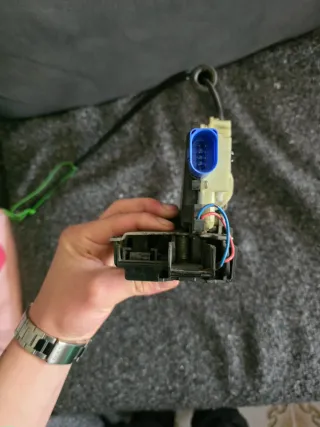 Cerradura Puerta Derecha Seat Ibiza 6L 3P