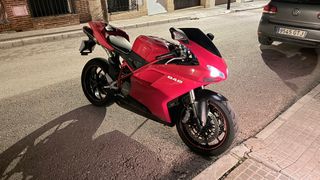 Ducati 848 Roja 2008 - 21.000 km