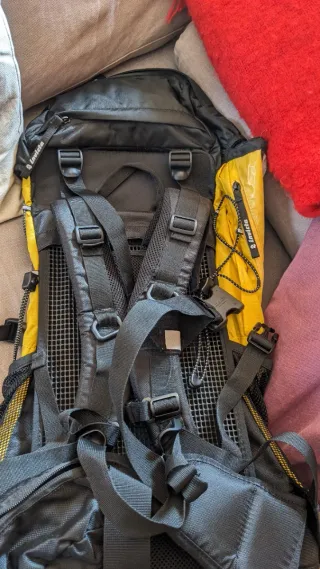 Zaino trekking Invicta 45L