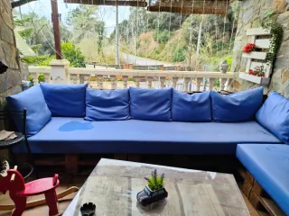 Sofá esquinero exterior palets ,azul