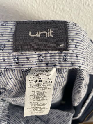 Bermudas azul marino